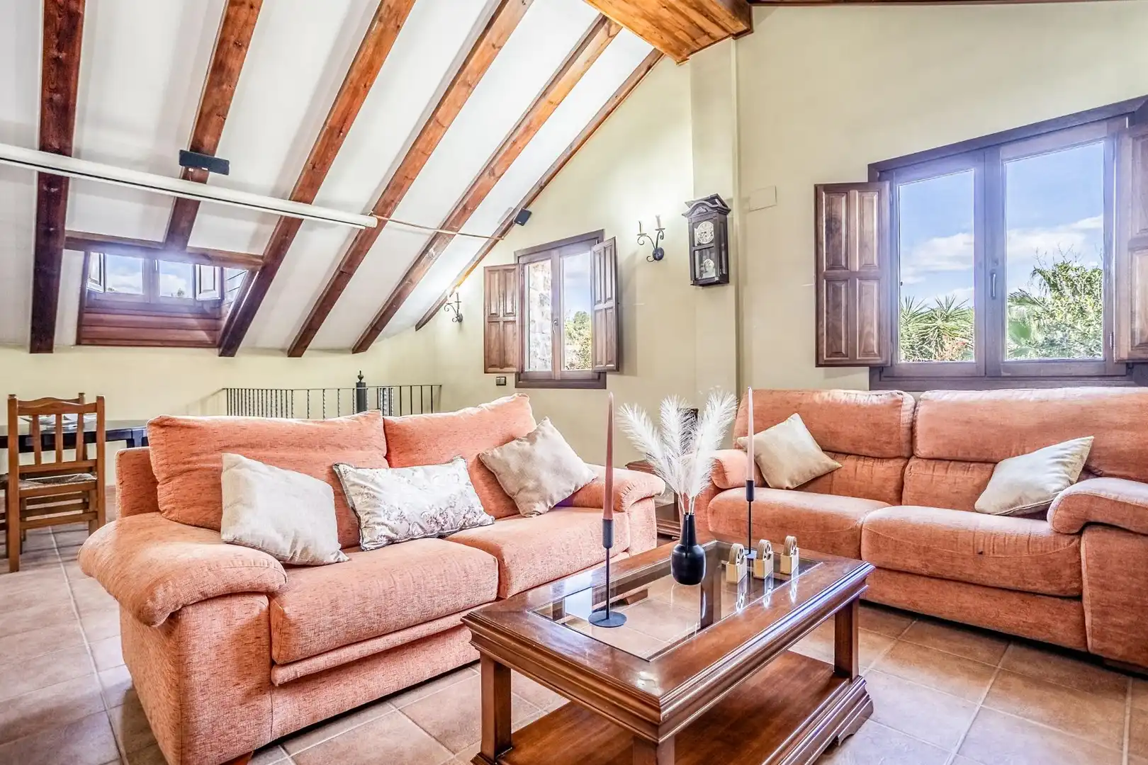 Sala d'estar de Casa o xalet en venda en Pedralba amb Aire condicionat, Calefacció i Jardí privat