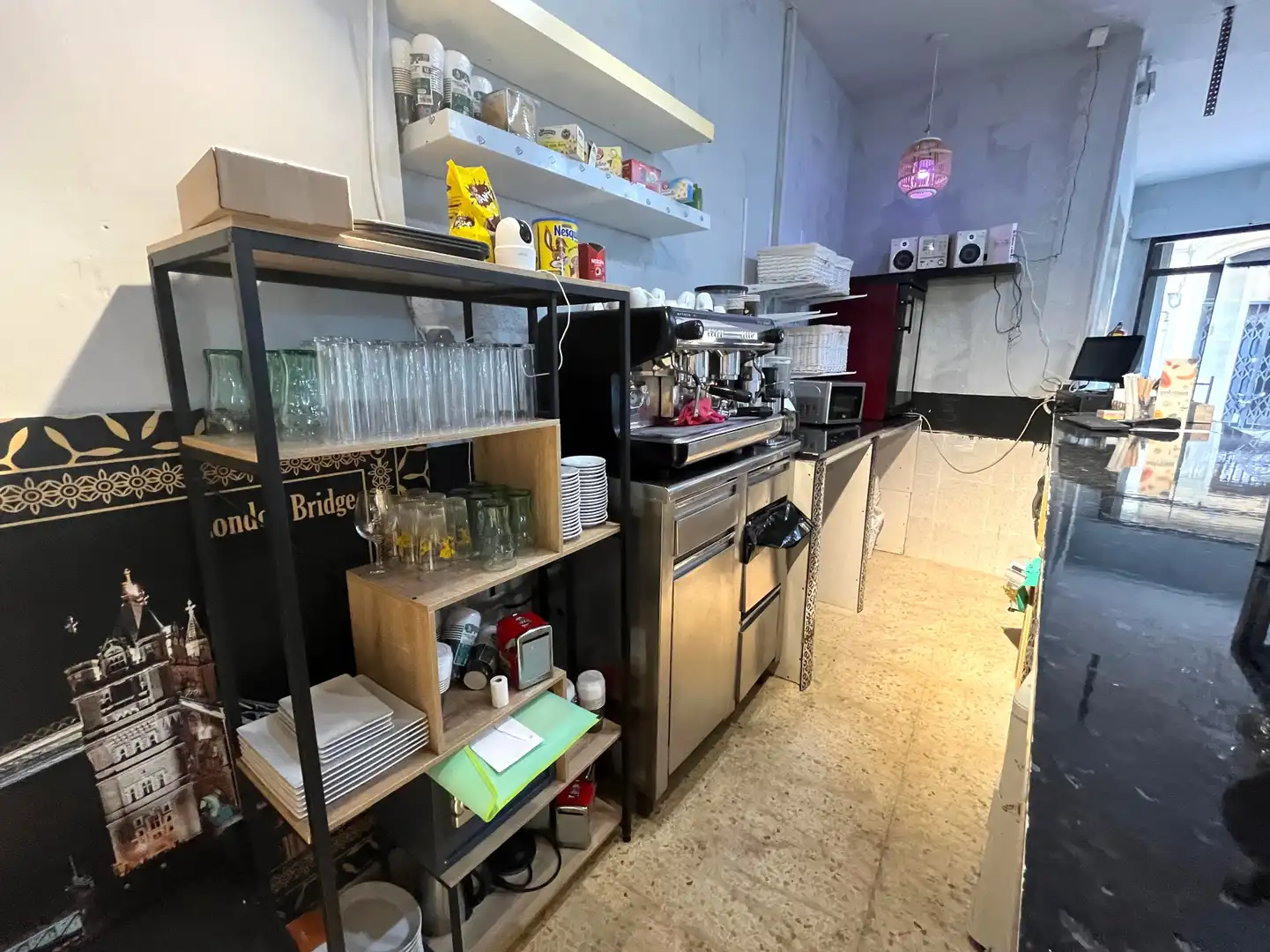 Cocina de Local en traspaso en Barcelona con Aire acondicionado y Amueblado