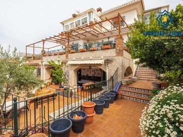 Chalet en venta en Calle EL TEJO 19