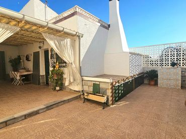 Chalet con jardín en venta en Centro