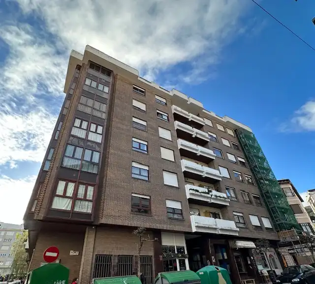 Piso con terraza en venta en Calle República Argentina, imagen 2