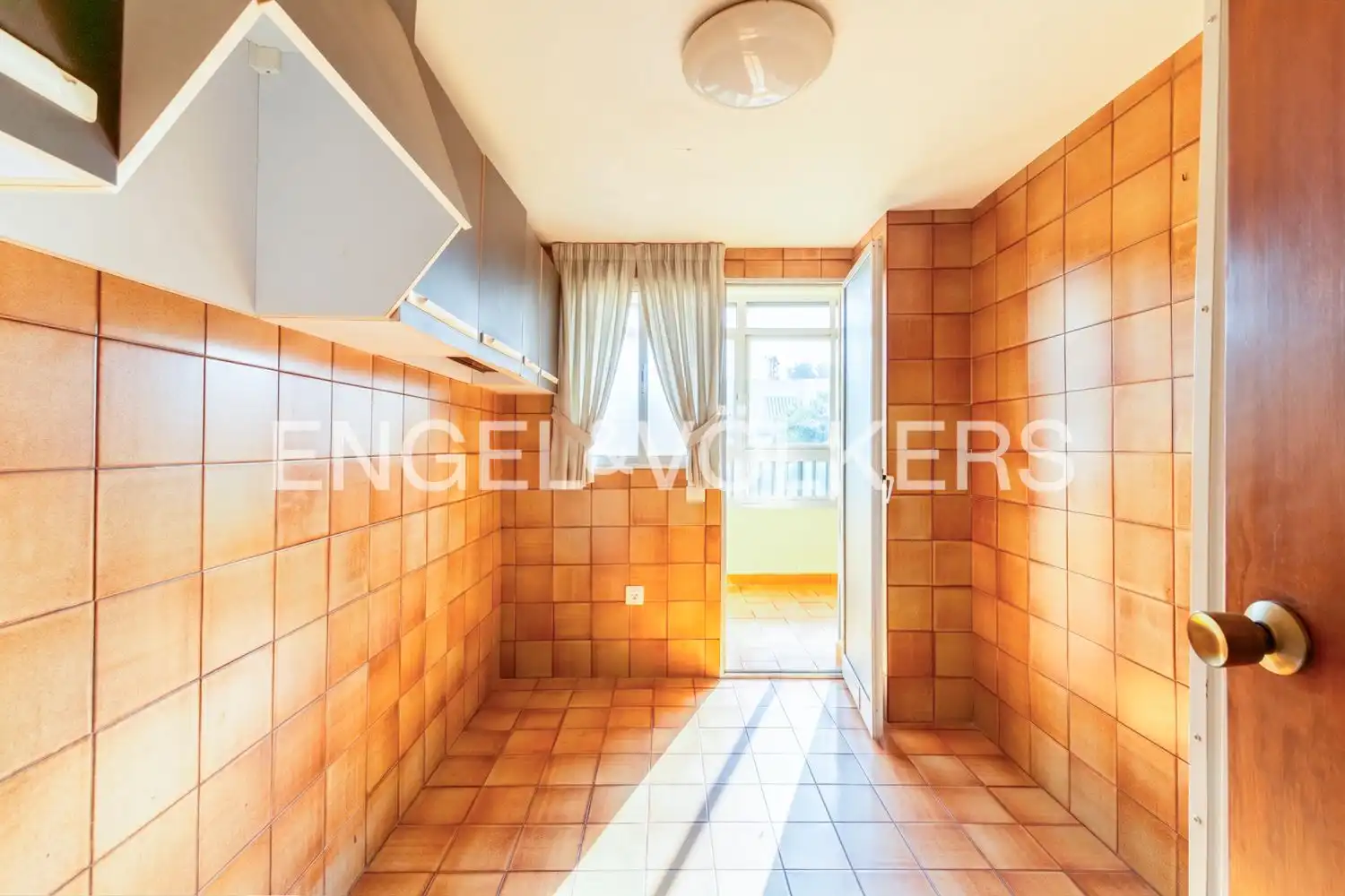 Cocina de Piso en venta en Benicasim / Benicàssim con Calefacción, Jardín privado y Terraza