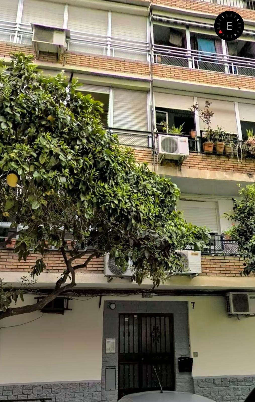Exterior view of Flat for sale in  Sevilla Capital