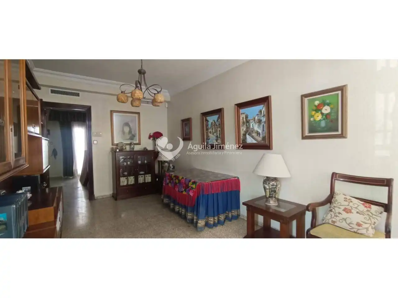 Sala de estar de Casa o chalet en venta en Alcalá de Guadaira con Calefacción y Terraza