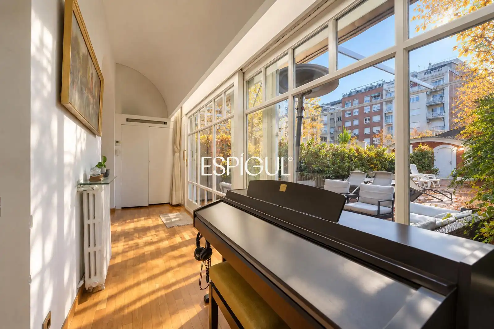 Flat with balcony for sale in Corsega, imagen 4