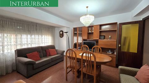 Foto 4 de Piso en venta en Parque de la Bombilla, Llíria