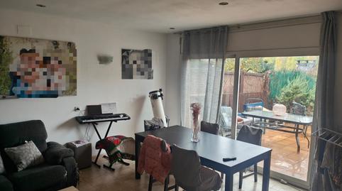 Foto 2 de Casa adosada en venda a Carrer Àngel Guimerà, Tona, Barcelona