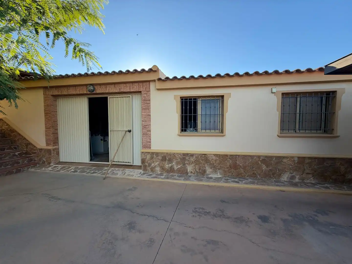 Vista exterior de Casa o chalet en venta en Orihuela con Aire acondicionado, Jardín privado y Trastero