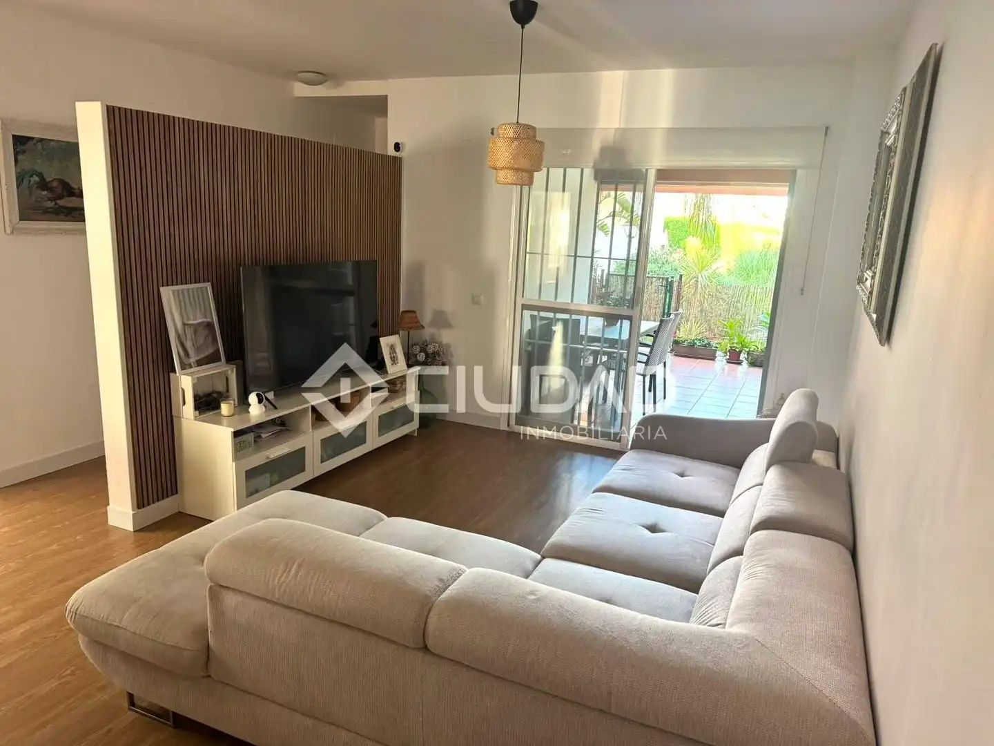 Sala de estar de Piso en venta en Sanlúcar de Barrameda con Aire acondicionado, Jardín privado y Amueblado