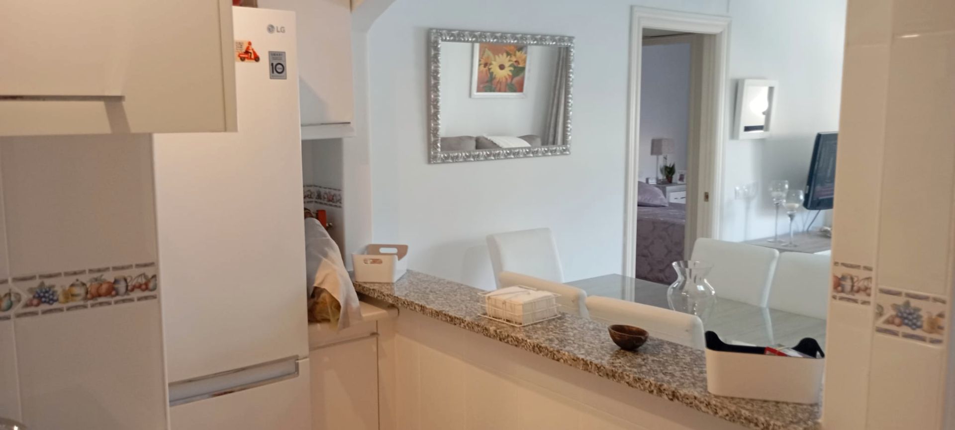 Cuina de Pis de lloguer en Fuengirola amb Aire condicionat, Calefacció i Terrassa
