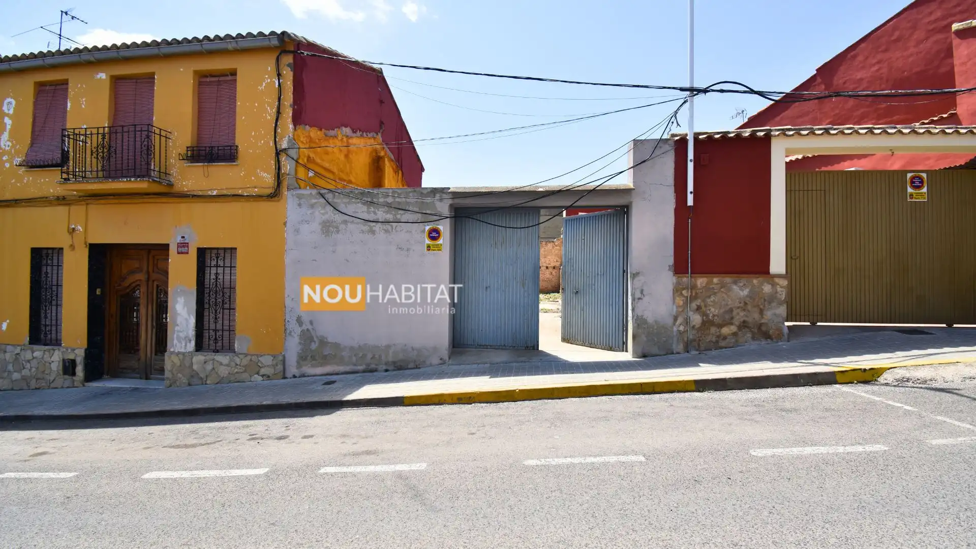 Terreny residencial en venda a Montserrat