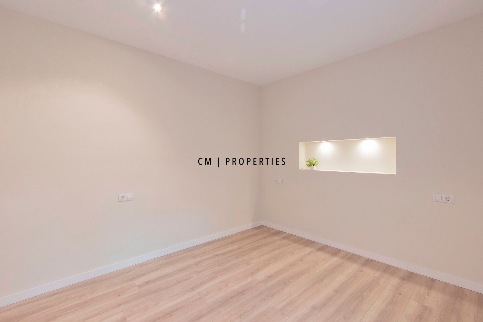 Dormitori de Casa o xalet en venda en Catarroja amb Aire condicionat i Terrassa