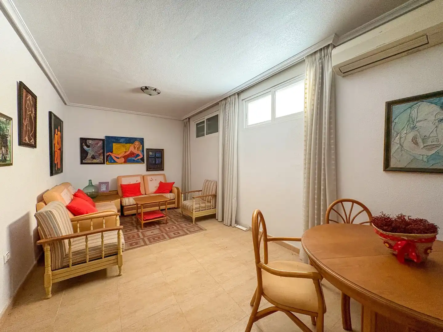 Living room of Detached homes for rent in Torrevieja  with Air Conditioner, Heating and Private garden