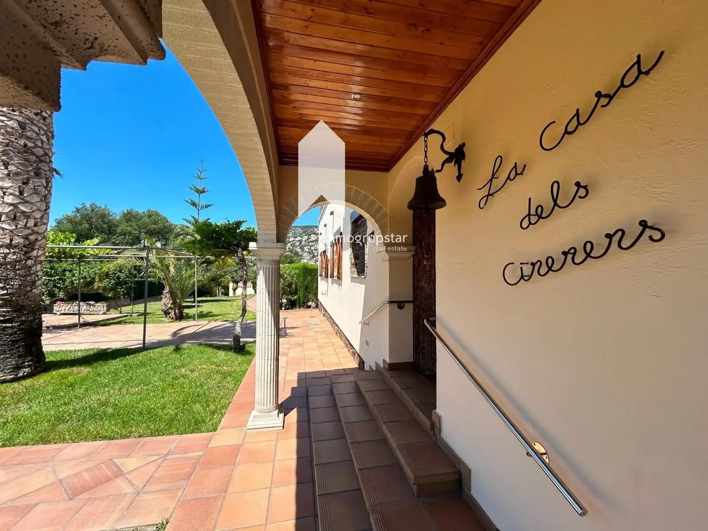 Casa amb terrassa en venda a Olot, imagen 5