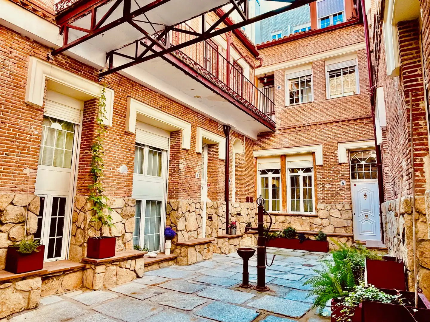 Dúplex con jardín en alquiler en Calle de Fernando Garrido 11, imagen 13
