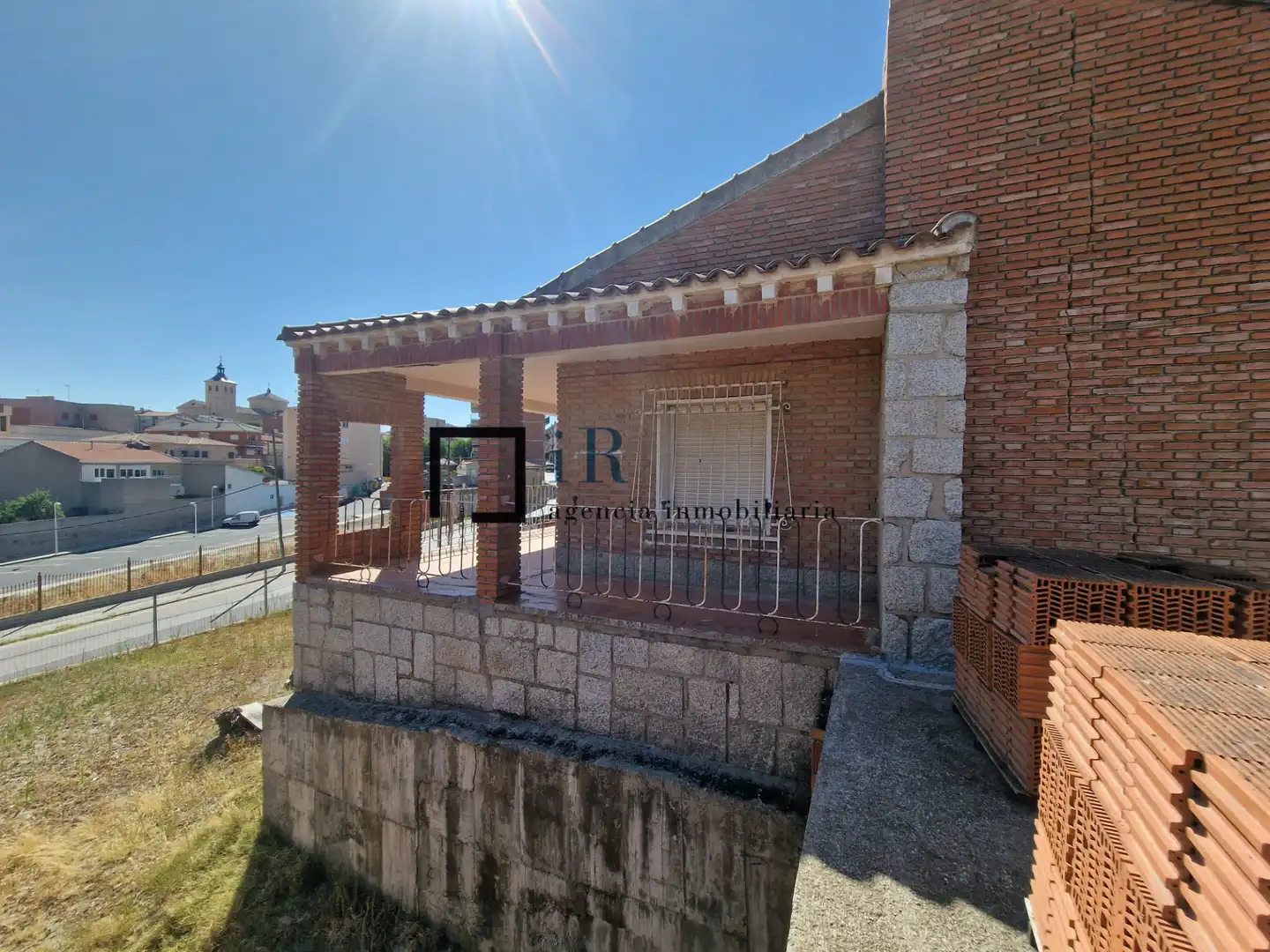 Vista exterior de Casa o xalet en venda en Alameda de la Sagra