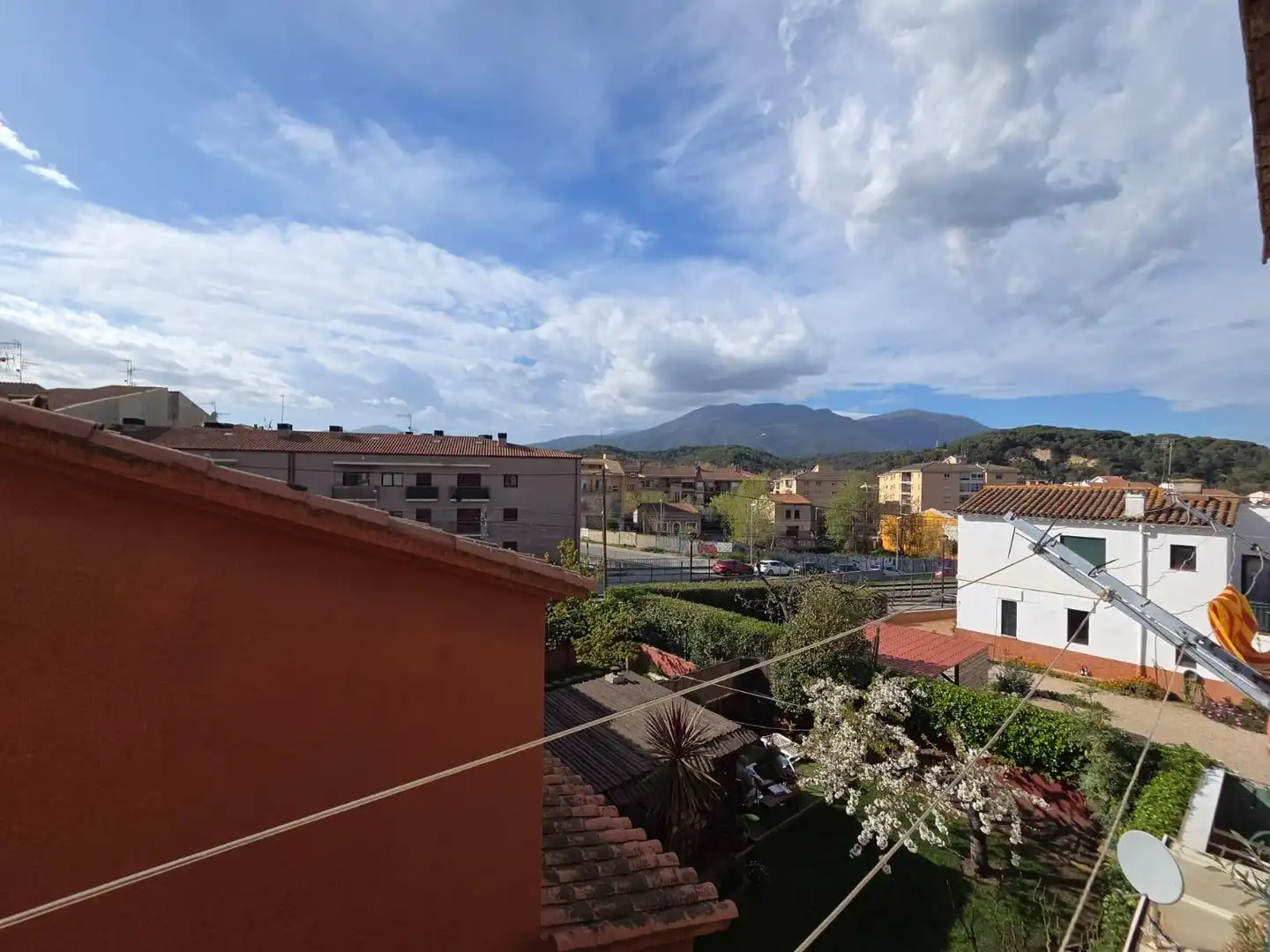 Vista exterior de Piso en venta en Sant Celoni con Calefacción, Terraza y Balcón