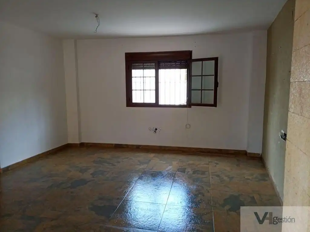 Casa o xalet en venda en La Rinconada amb Piscina