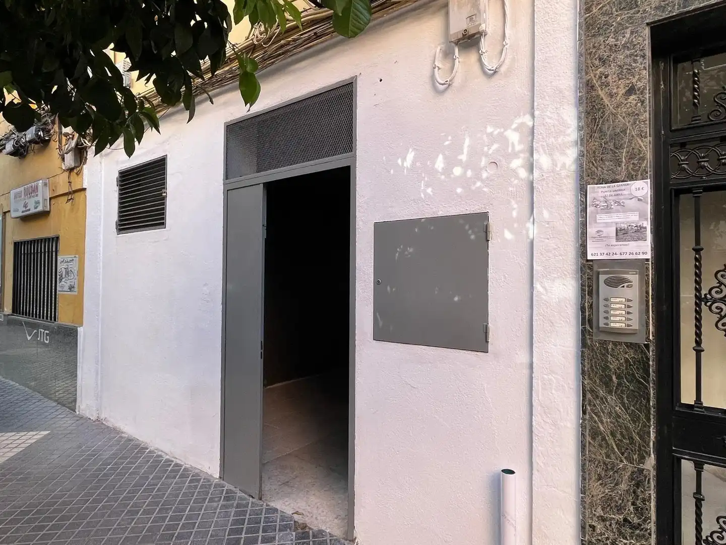 Außenansicht von Geschaftsraum zum Verkauf in Córdoba