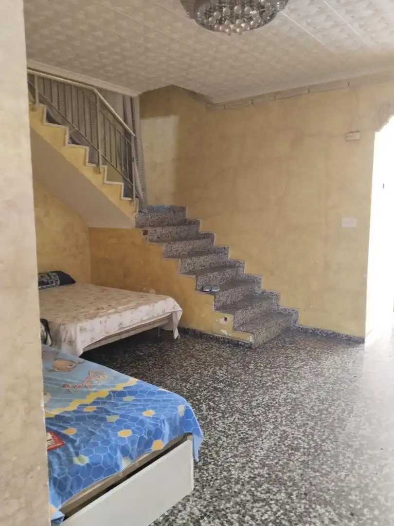 Casa adosada en venta en Alzira con Terraza