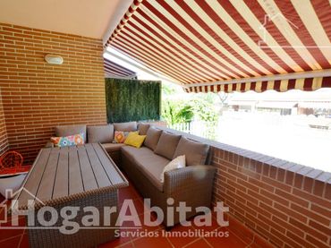 Casa a schiera con piscina in vendita a Avenida L'Almassera