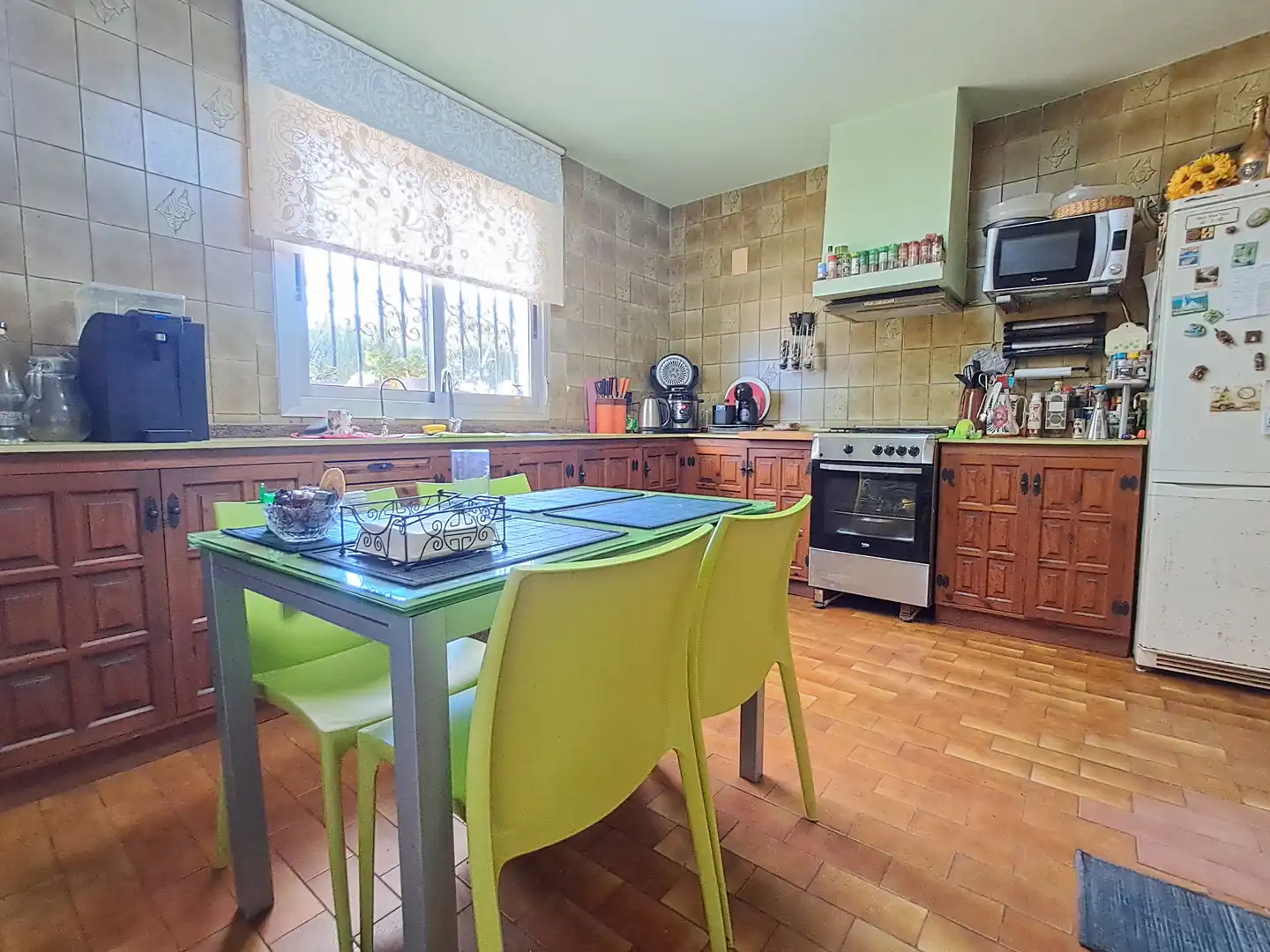 Cocina de Casa o chalet en venta en La Nucia con Jardín privado, Terraza y Horno