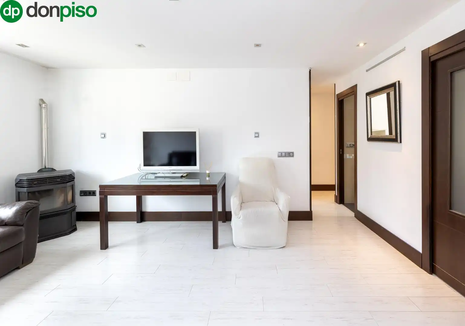 Living room of Flat for sale in Granada  with Air Conditioner