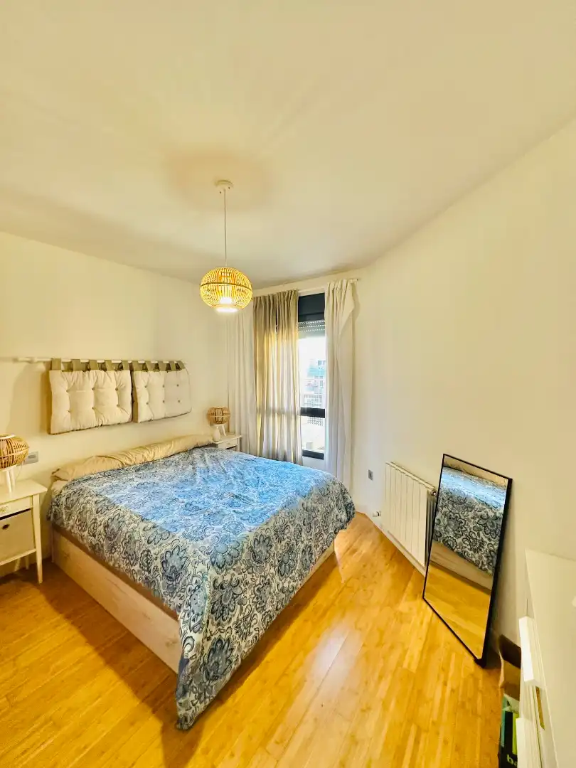 Bedroom of Attic for rent in Granada  with Air Conditioner, Heating and Parquet flooring