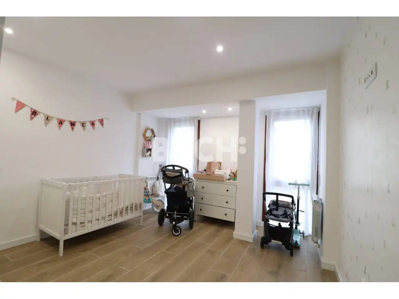 Habitación de Piso en venta en Vic con Calefacción y Balcón