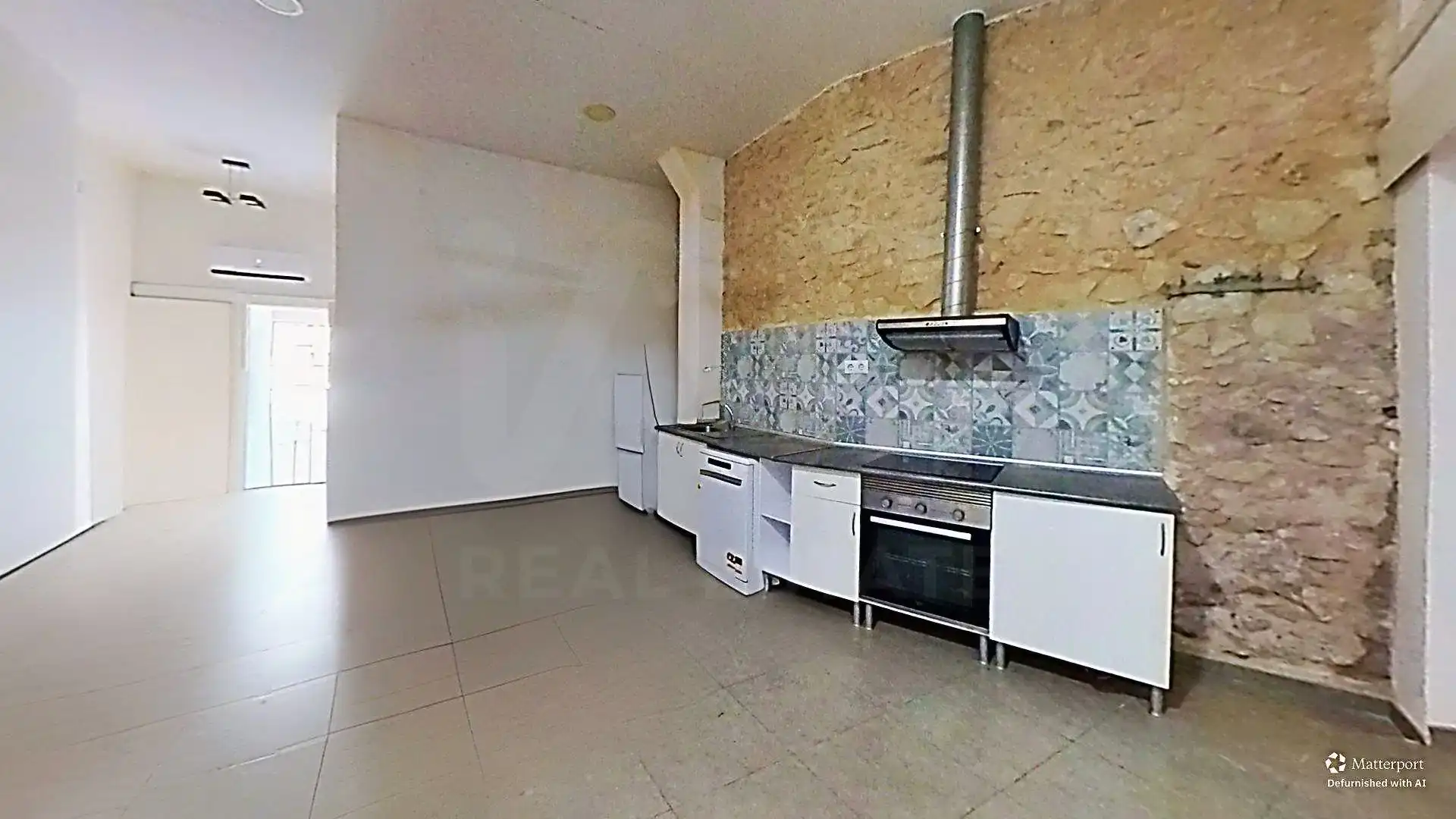 Cocina de Local en venta en Pla - Carolinas