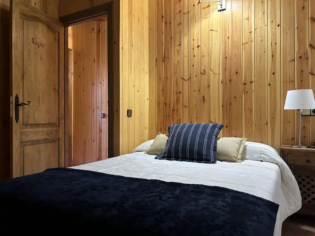 Dormitori de Casa o xalet en venda en Esterri d'Àneu