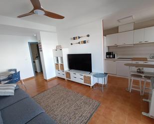 Sala d'estar de Apartament de lloguer en Santa Pola amb Aire condicionat, Terrassa i Balcó