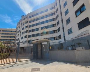 Vista exterior de Àtic en venda en  Valencia Capital amb Aire condicionat, Terrassa i Piscina