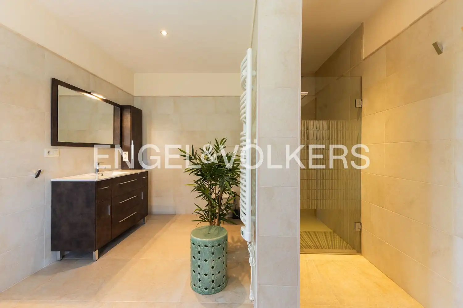 Bathroom of Houses for sale in Pedreguer  with Air Conditioner, Heating and Private garden