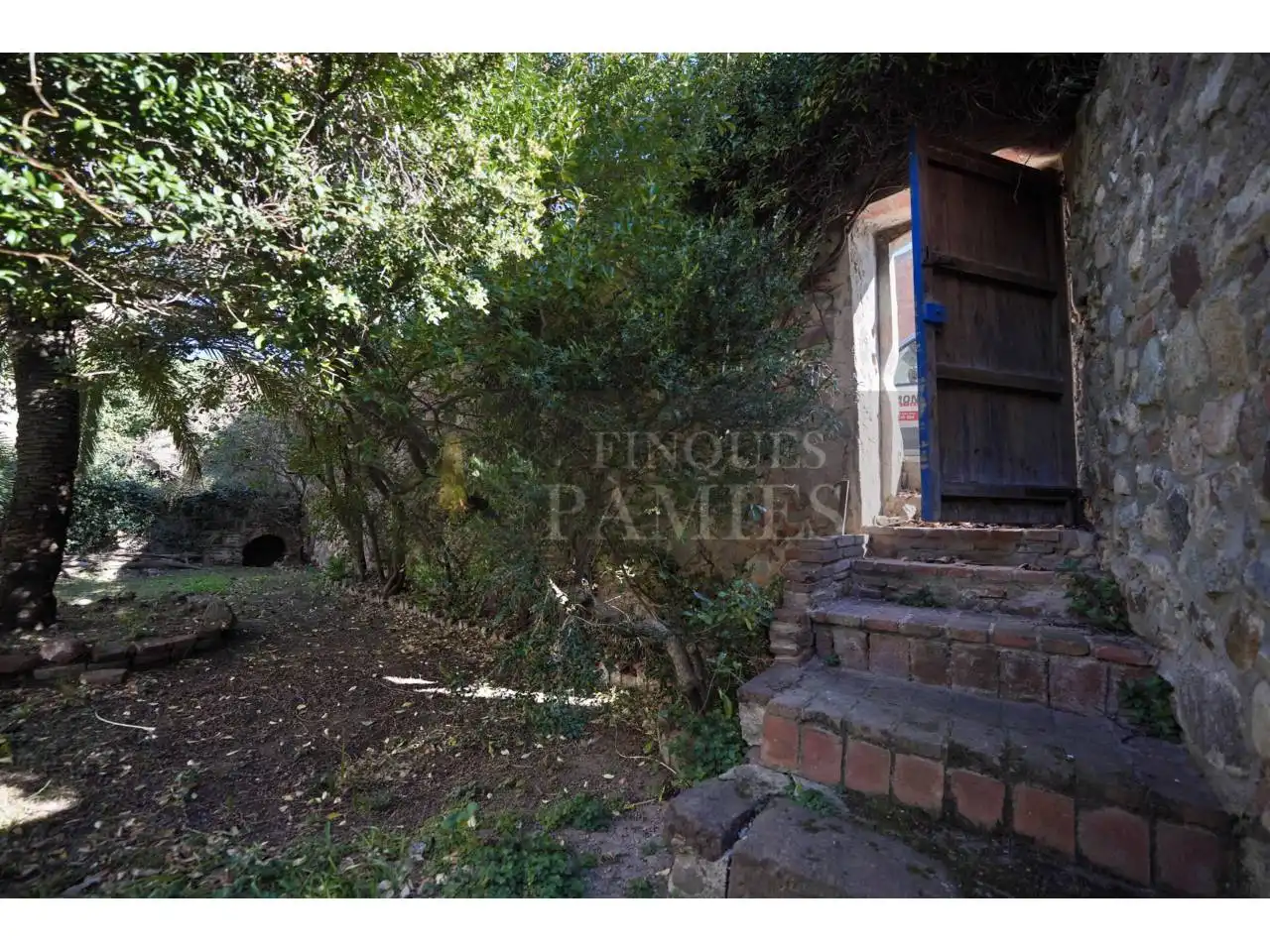 Exterior view of Houses for sale in Vilaplana  with Terrace
