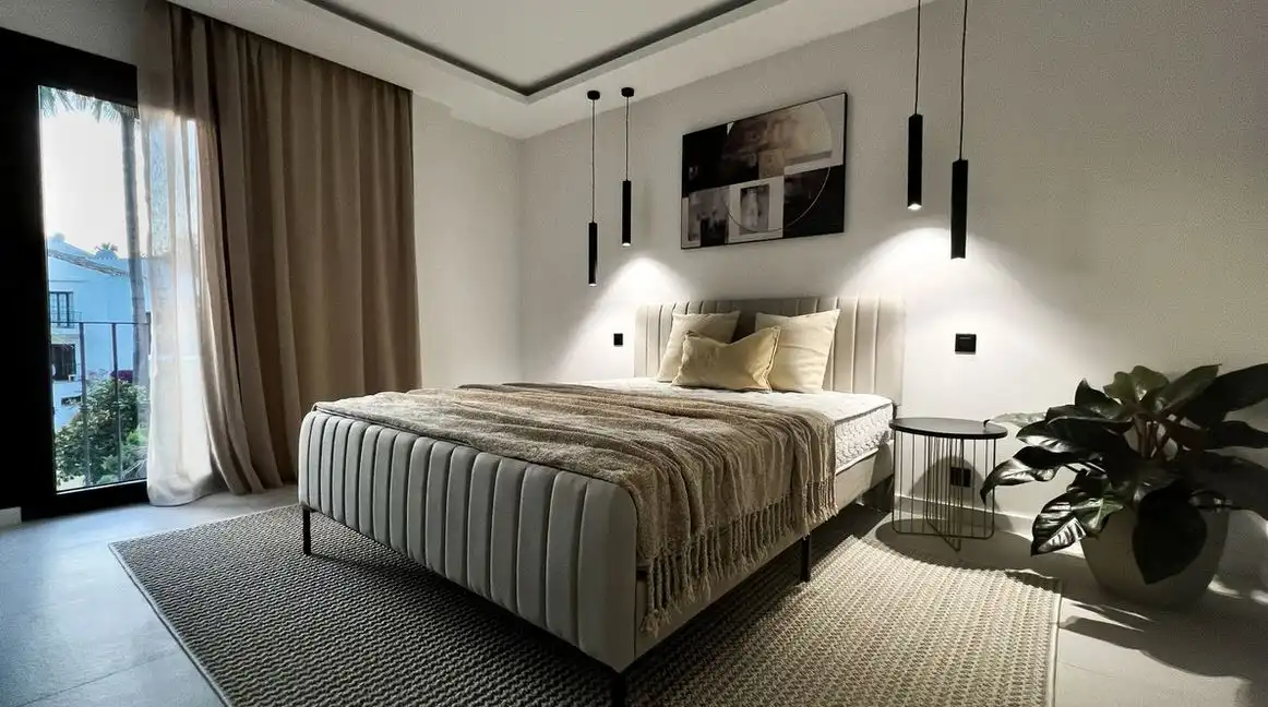Habitación de Ático en venta en Marbella con Aire acondicionado, Terraza y Trastero