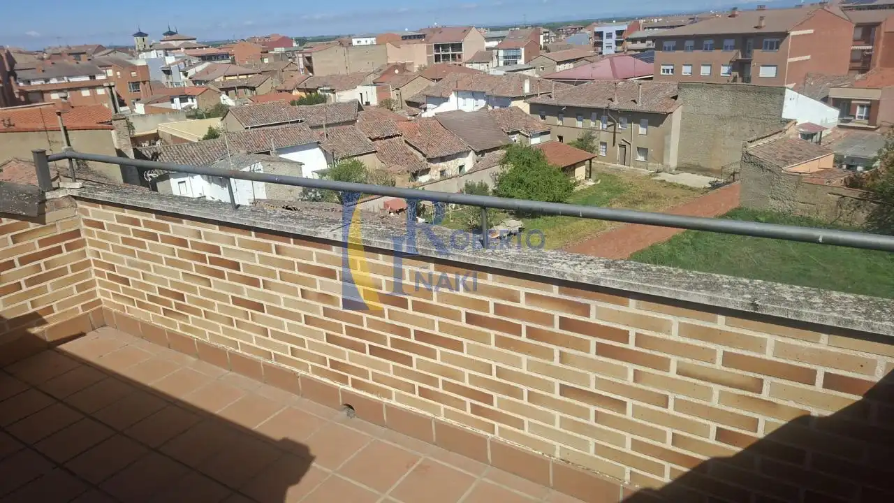 Dúplex amb ascensor en venda a Valencia de Don Juan, imagen 25