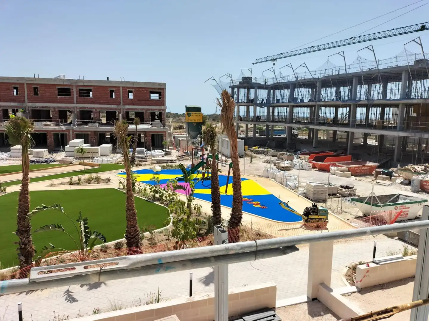 Vista exterior de Planta baja en venta en Monforte del Cid con Aire acondicionado, Calefacción y Terraza