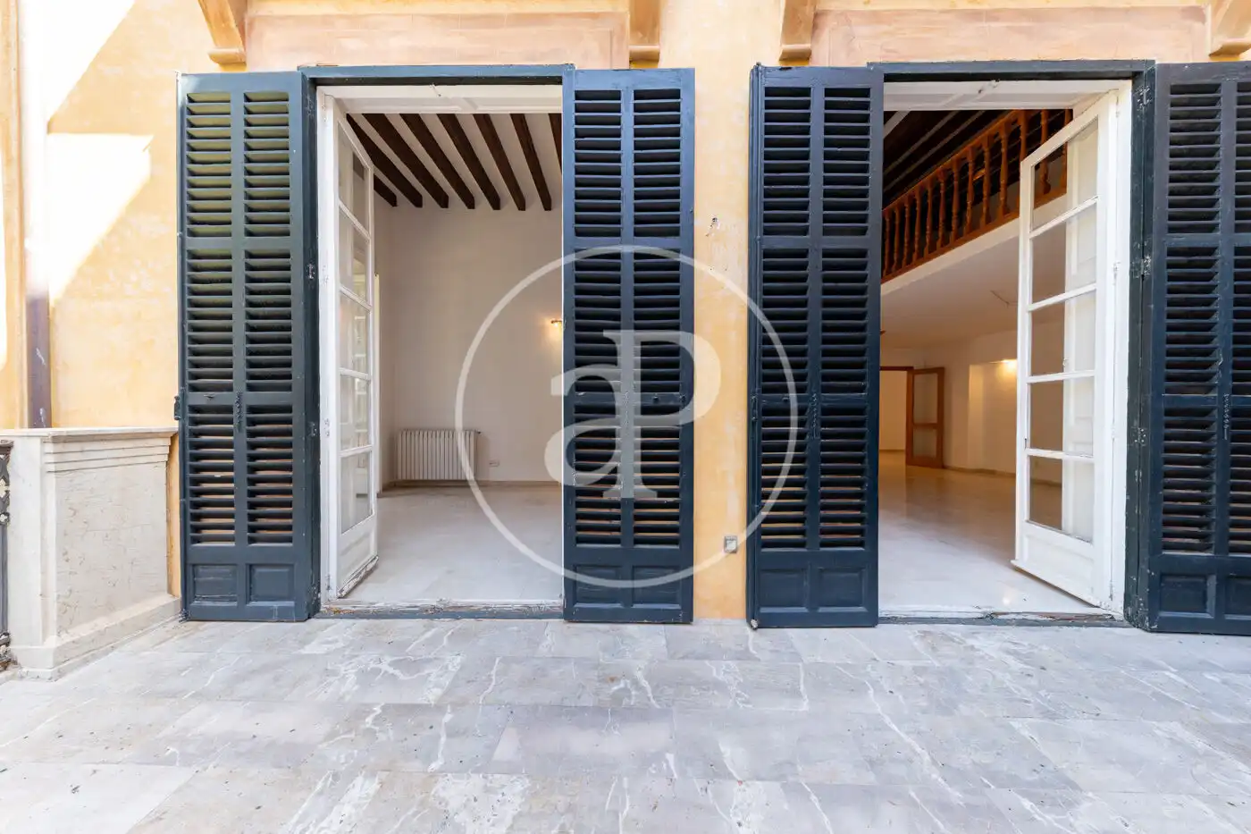 Piso en venta en  Palma de Mallorca con Calefacción, Jardín privado y Terraza
