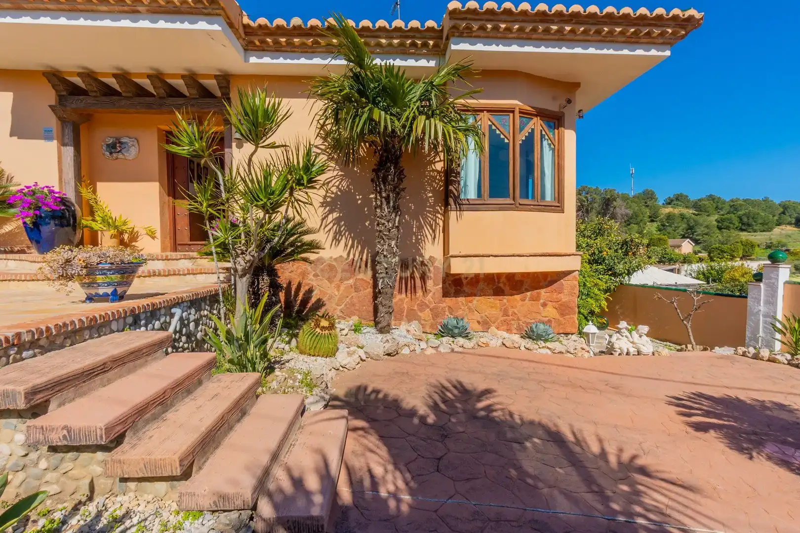 Vista exterior de Casa o chalet en venta en Torremolinos con Aire acondicionado, Jardín privado y Trastero