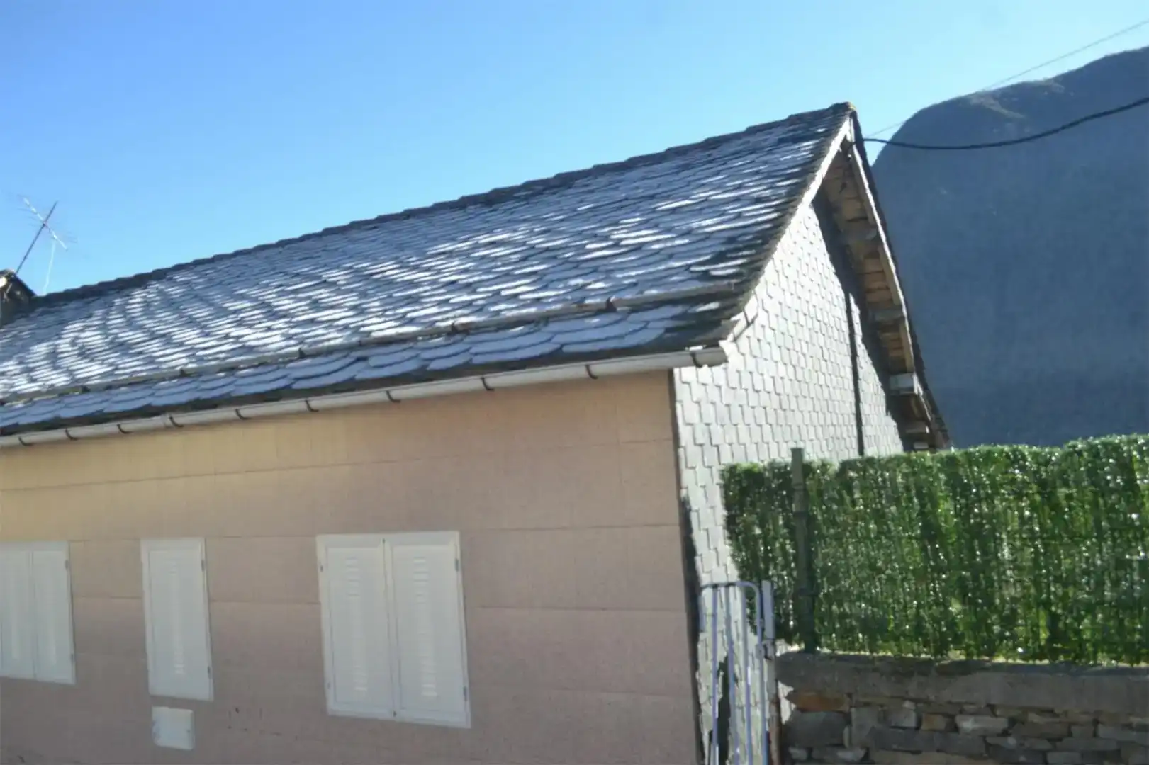 Vista exterior de Casa o chalet en venta en Villablino con Jardín privado, Trastero y Amueblado