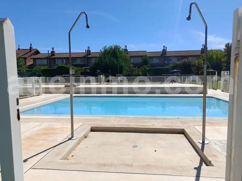 Piscina de Casa o chalet en venta en Simancas, Valladolid