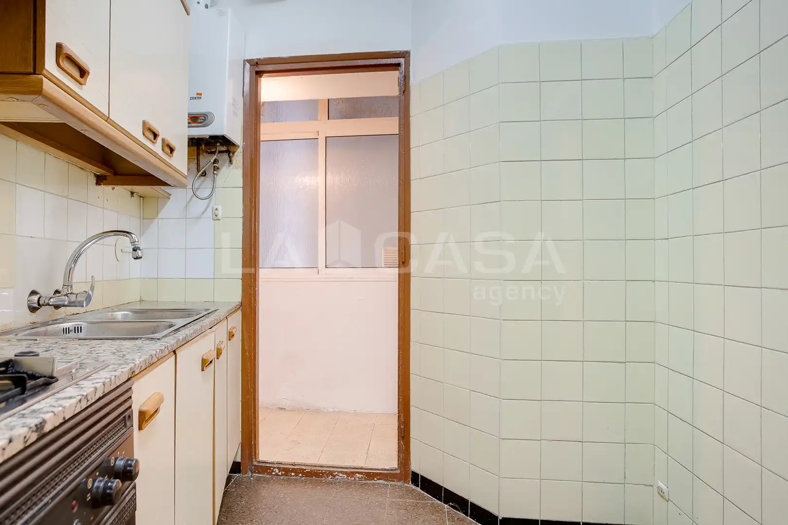 Cocina de Piso en venta en Barcelona con Balcón