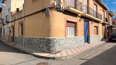 Foto 2 de Casa adosada en venda a Villatobas, Toledo