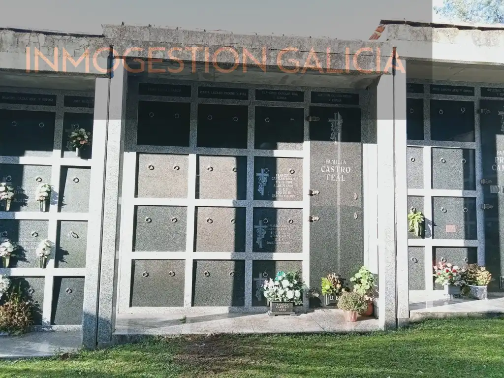 Local en venta en As encrobas, Cerceda