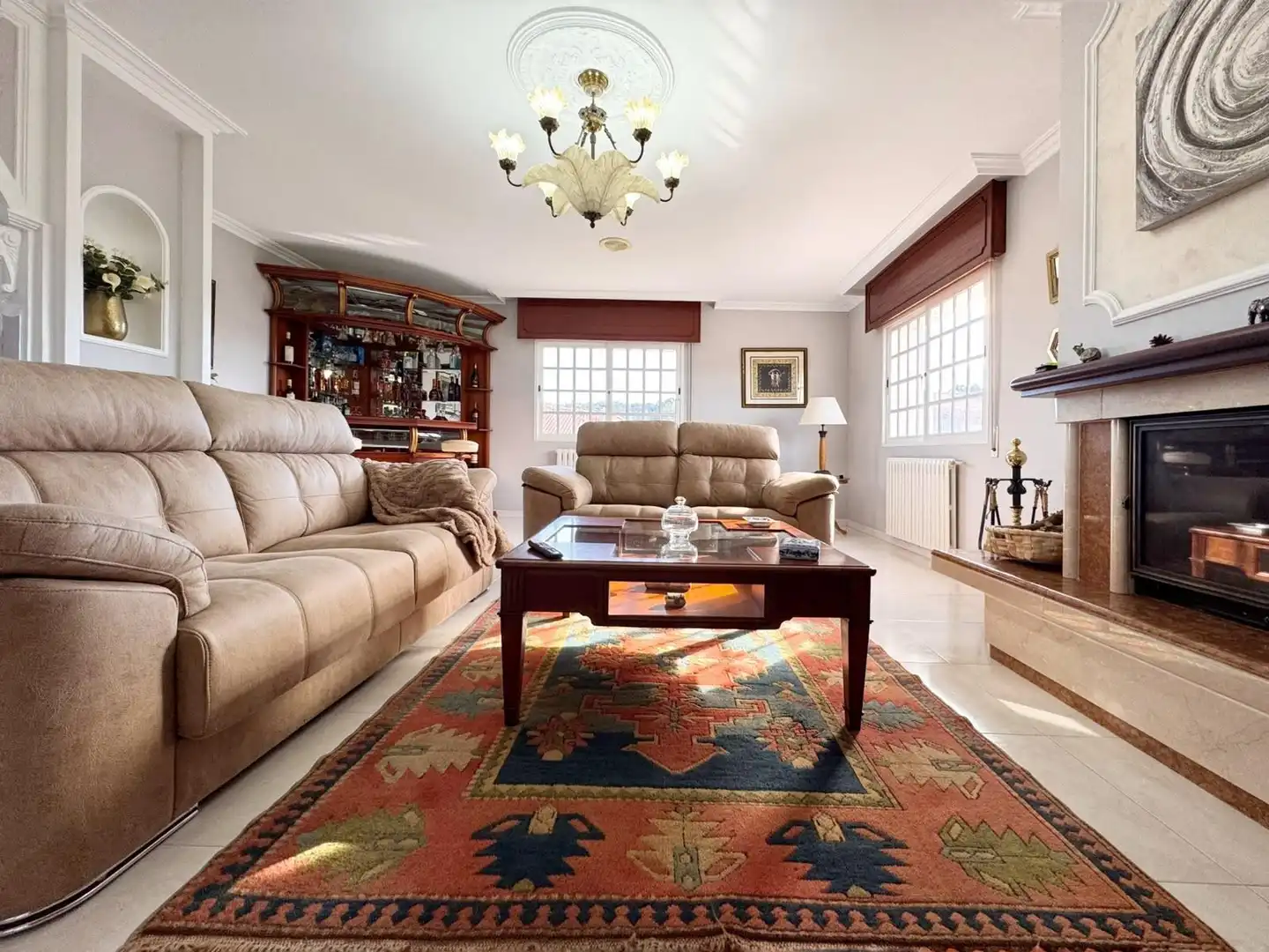 Sala de estar de Casa o chalet en venta en Barro con Calefacción, Jardín privado y Terraza