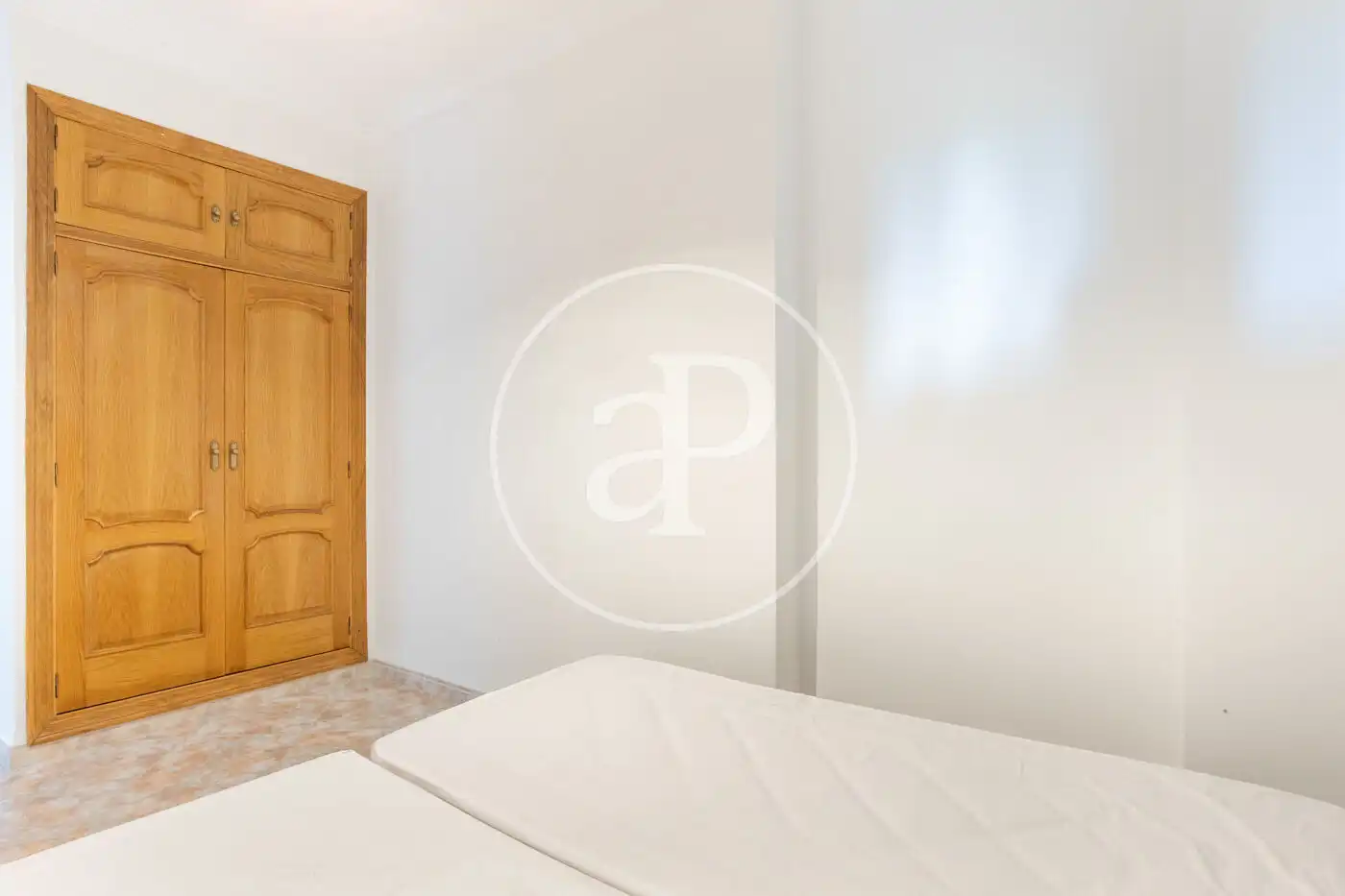 Schlafzimmer von Wohnung zum Verkauf in Valencia mit Klimaanlage, Heizung und Privatgarten