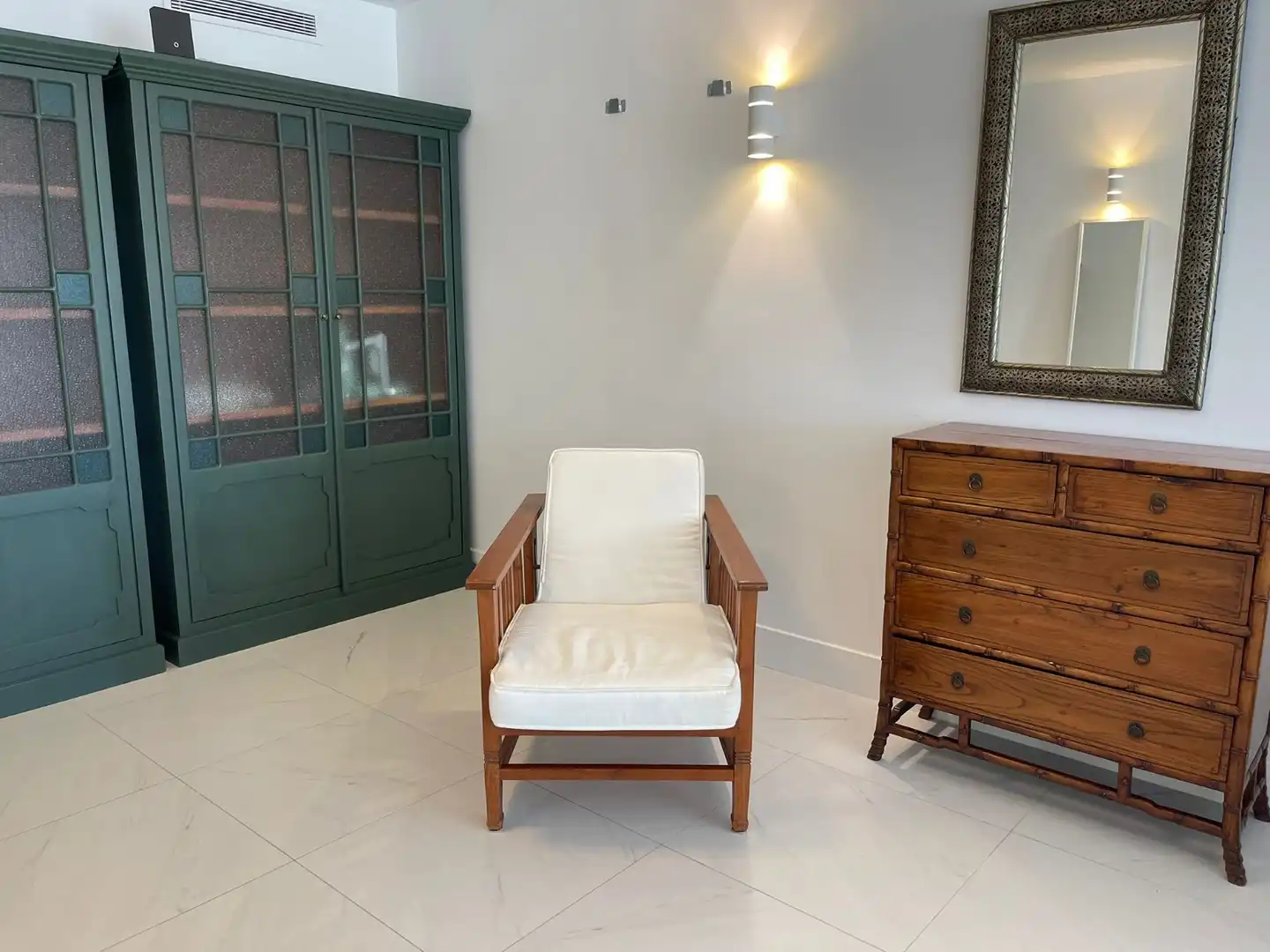 Habitación de Dúplex de alquiler en Marbella con Aire acondicionado, Terraza y Amueblado