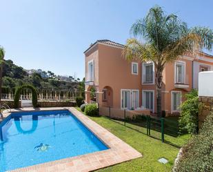 Exterior view of Single-family semi-detached for sale in Marbella  with Air Conditioner and Balcony