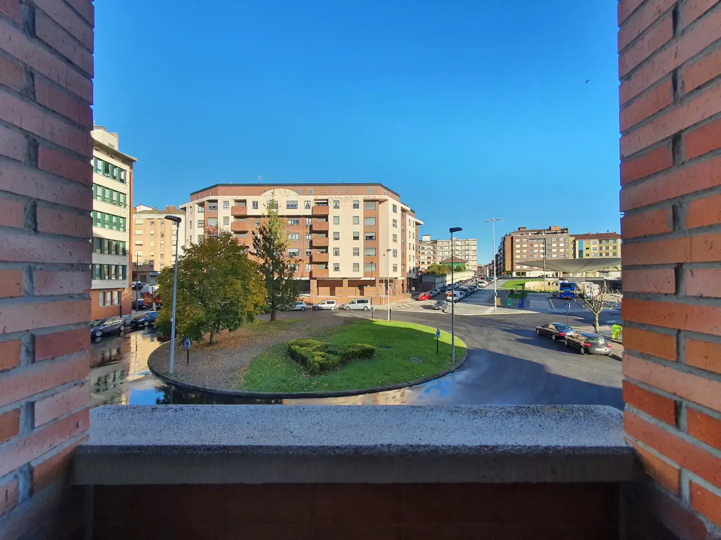 Vista exterior de Pis en venda en La Pola Siero